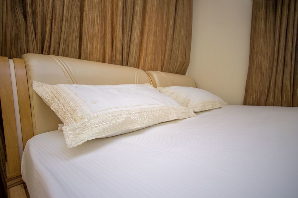 Alfa Hotel Munyonyo Кампала Екстериор снимка